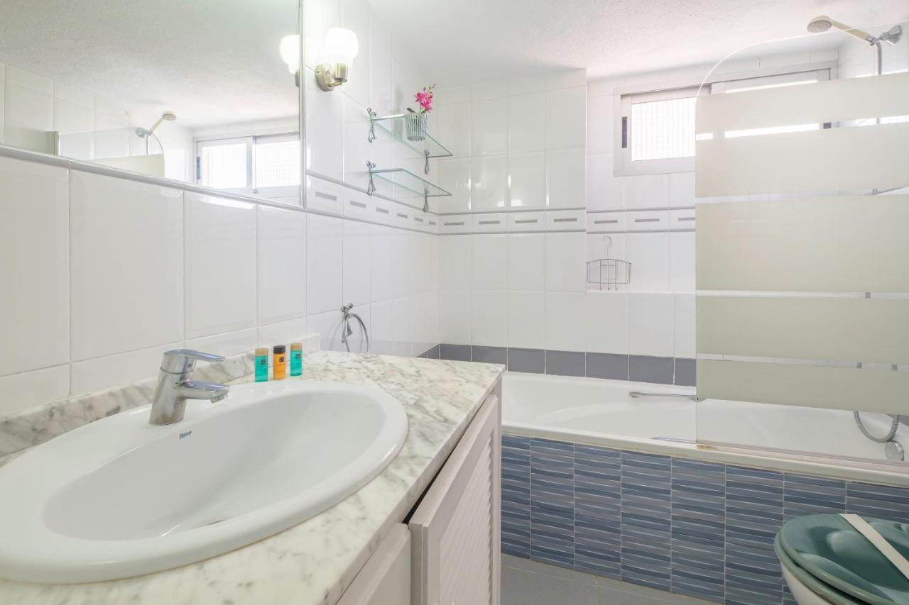Apartamento En Benidorm A 1A Linea Del Mar Екстериор снимка